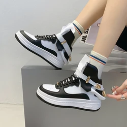 Sneakers bianche da donna scarpe vulcanizzate con plateau da donna alte Tenis Feminino 2022 moda Casual da donna che camminano appartamenti stringati