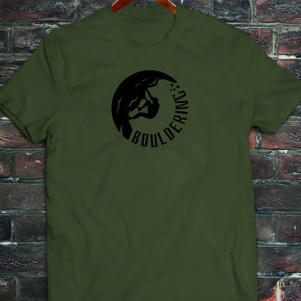 Cool BOULDERING MOUNTAIN CLIMBING ROCK OUTDOORS HIKING Mens Military Green T-Shirt Tee