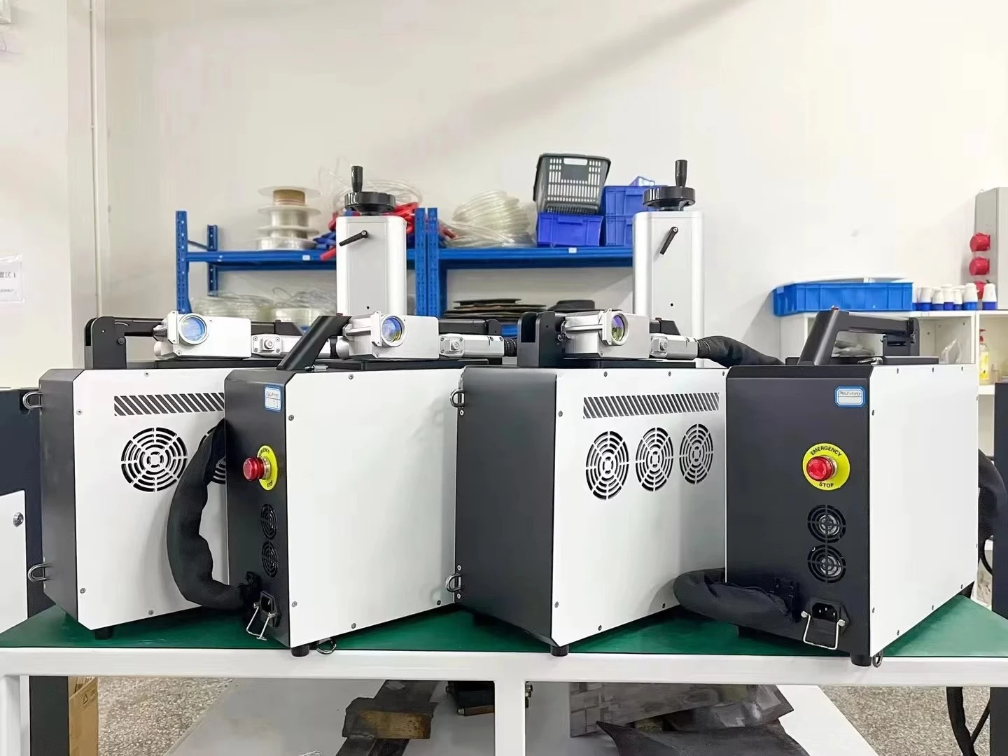 Paint Removal Cleaning Machine Pulsed Fiber  Cleaner Wood Brick Stone Rust Removal Metal Surface Cleaner