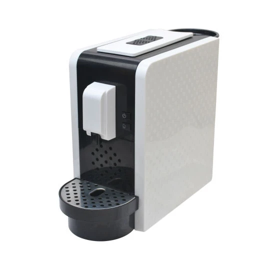 

Капсульная кофемашина с одной чашкой