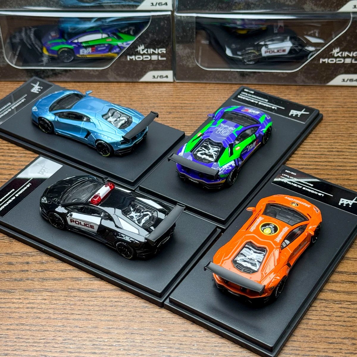 King Model Diecast 1/64 Scale Lamborghini Alloy Car Model Lamborghini Lp700 Play Vehicles Toys for Boys Gift Collection