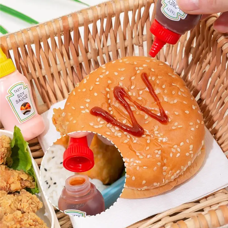 Botol Saus Peras Multifungsi untuk Bumbu Tertutup Wadah Salad Botol Peras Portabel Berhidung Jarum Nyaman