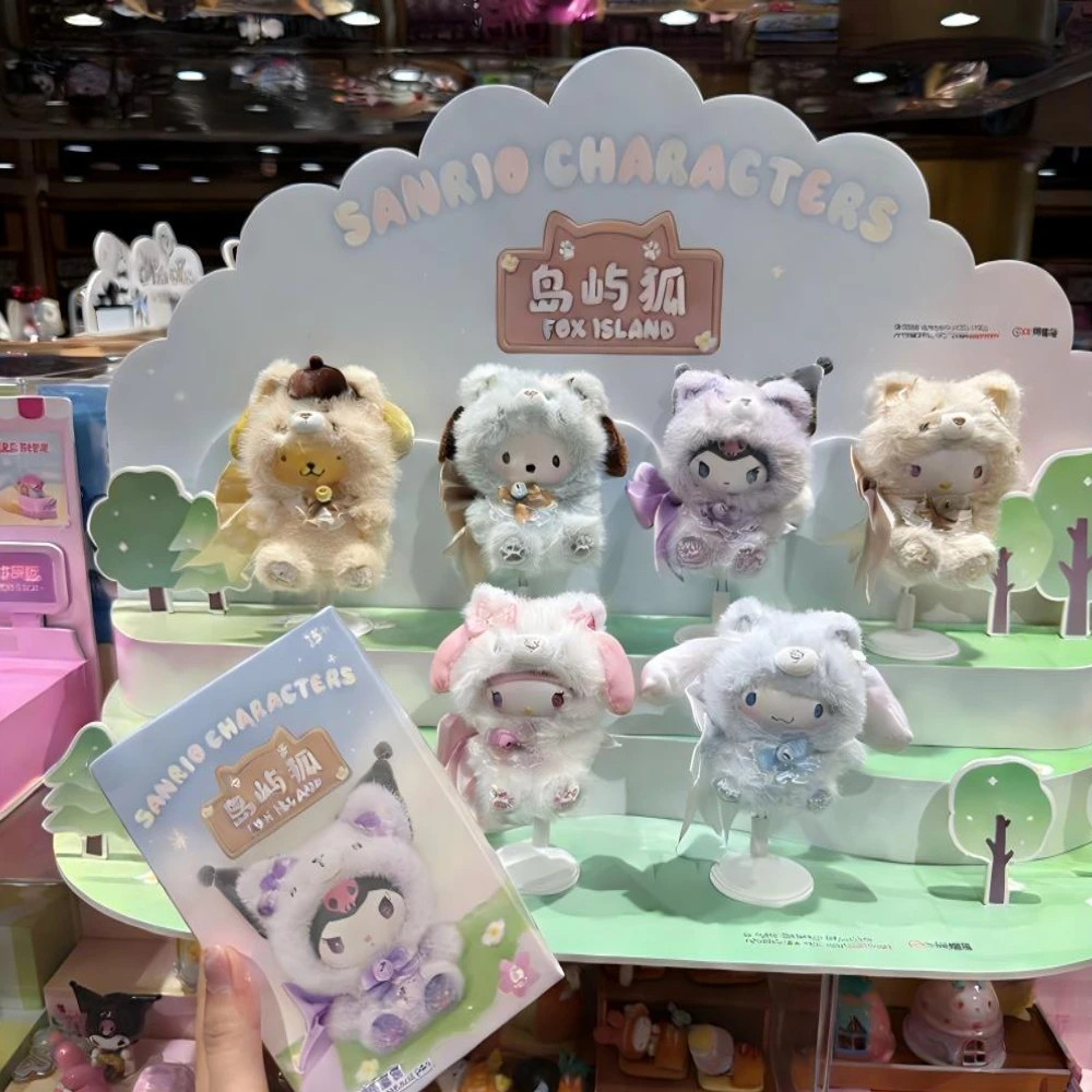 

Новинка 2026: Серия Kuromi Fox Island – виниловые плюшевые фигурки в закрытых коробках, милые мультяшные подвески Hello Kitty и Kuromi, украшения для сумок, игрушки, подарки для девочек