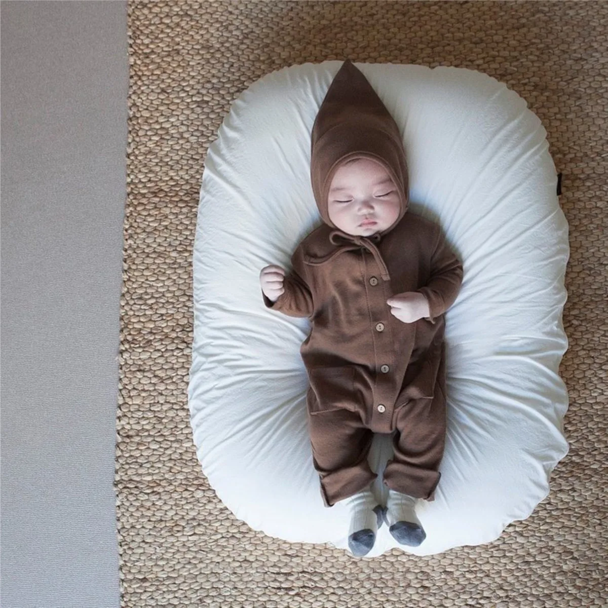 

2025 Autumn Newborn Boys Rompers Solid-colored Pocket 0-3Y Baby Boys Bodysuits Single-buttoned Jumpsuits For Toddler Boys