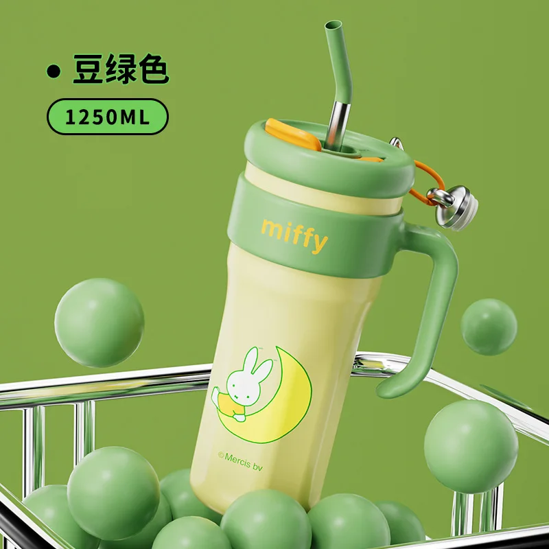 Kubek termiczny Miffy o pojemności 1250 ml, izolowany, kawaii, z motywem kreskówkowym, o dużej pojemności, przenośny, długotrwały termos do użytku na zewnątrz.