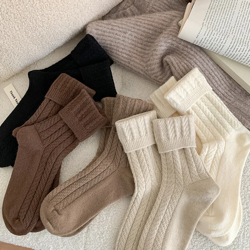 

Women's Autumn and Winter Thick Warm Mid Tube Socks Boneless Snow Boots Stacked Socks Solid Color Versatile Japanese Socks