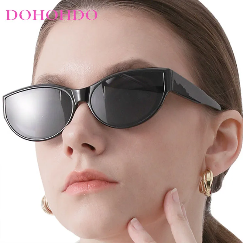 

Retro Sexy Cat Eye Women Sunglasses Trendy Brand Designer Small Frame Men Sun Glasses Summer Travel Eyewear Female UV400 Lentes
