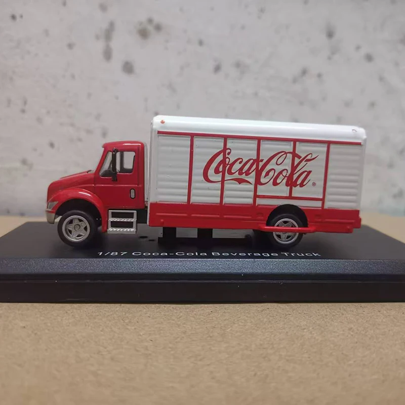 

1: 87 Scale Beverage Truck Alloy Car Model Static Collection Decorated Holiday Gifts Toys