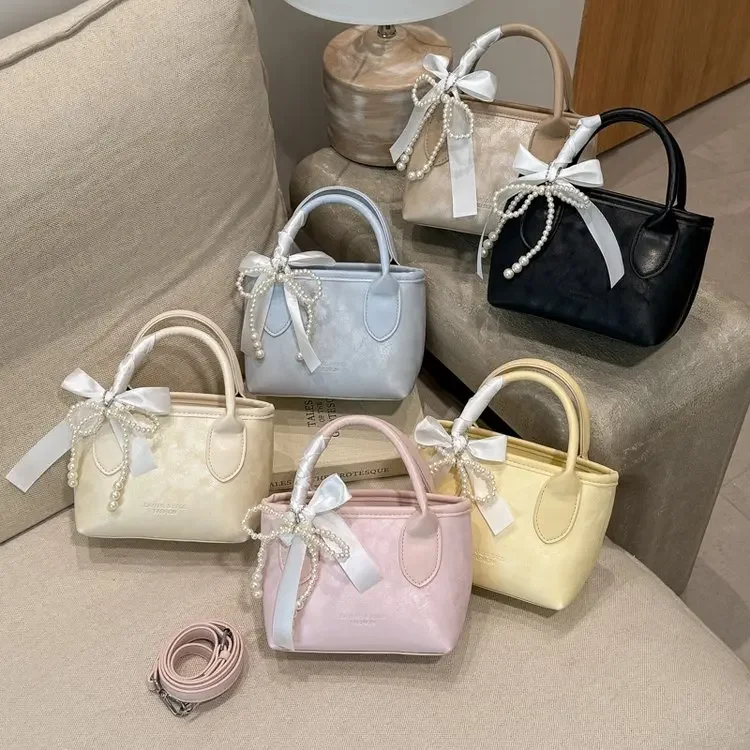 

Elegant High-end Handbag Women's New Super Fire Shoulder Messenger Bag Exquisite Small Bag Versatile Bucket Bag