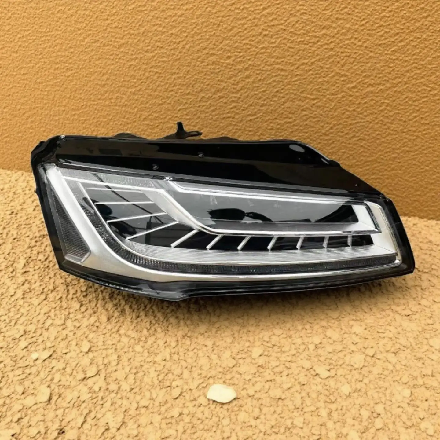 

Оригинальная заводская матричная светодиодная фара в сборе для моделей A8L/S8 2012-2018 годов, цвет 6000K, высококачественная замена старых фар