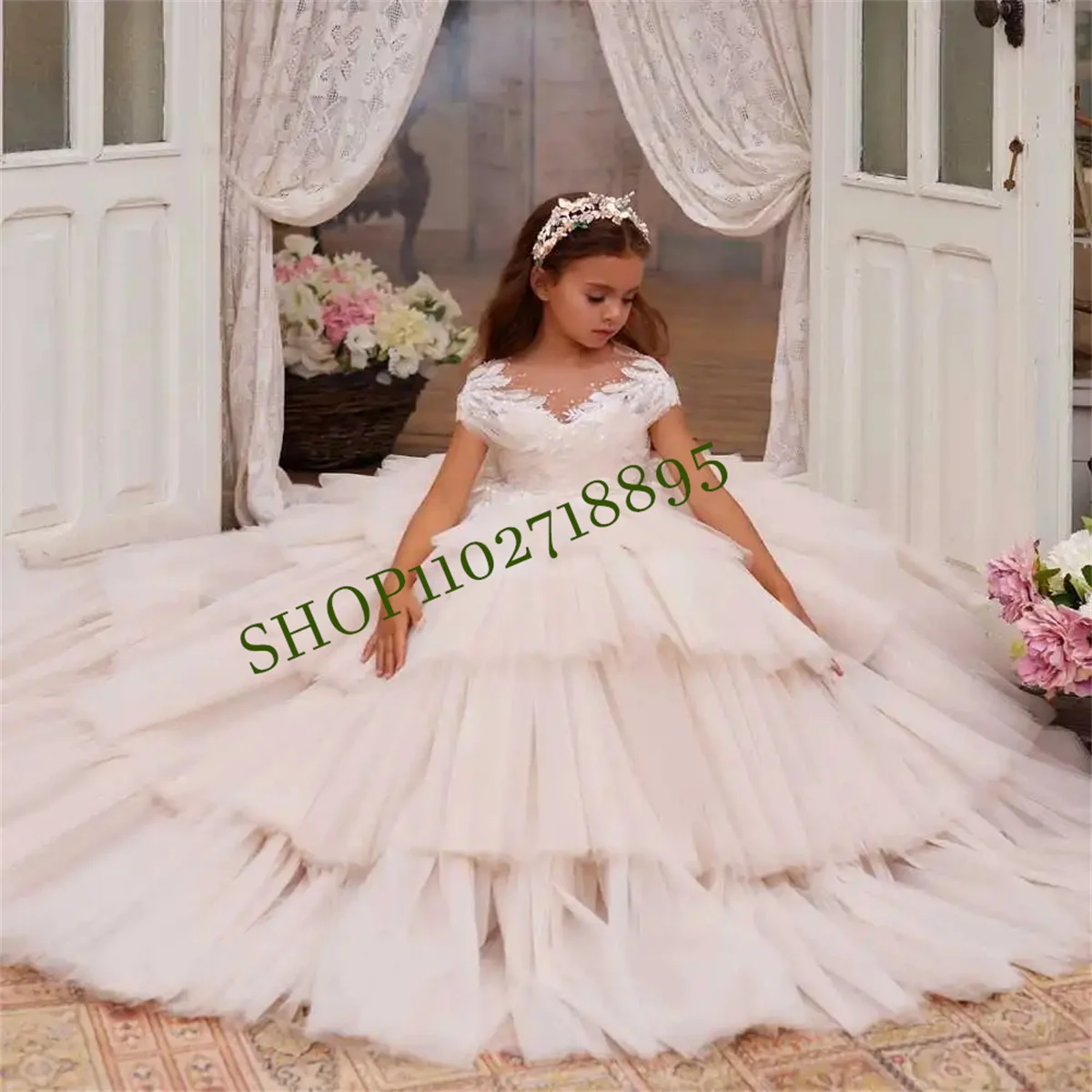 

Elegant Girls Flower Girl Dresses Tiered Ruffles Pageant First Communion Dress Kids Sequined Lace Wedding Party Gowns