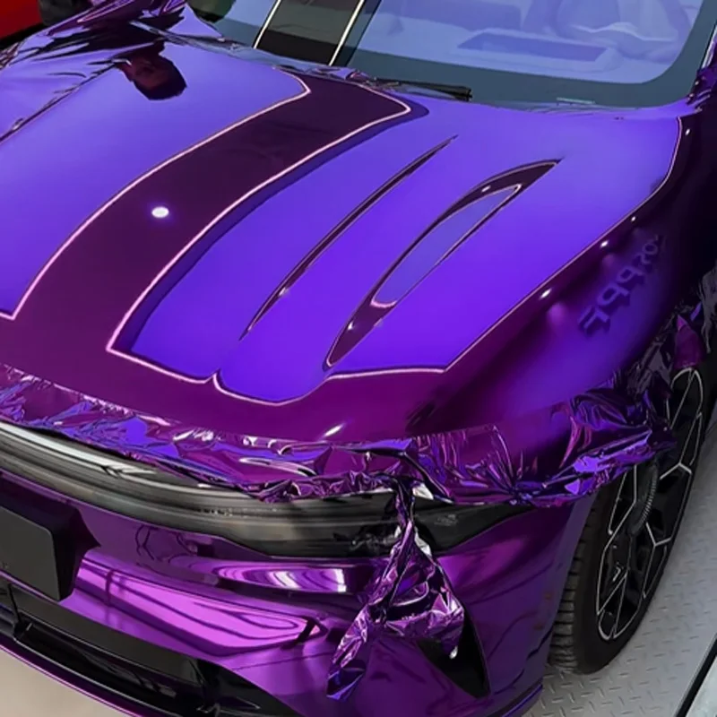 Glänzende Chrom-Lila Vinylfolie mit Luftkanälen, dehnbare Klebefolie für DIY Motorrad- und Auto-Wrapping-Aufkleber