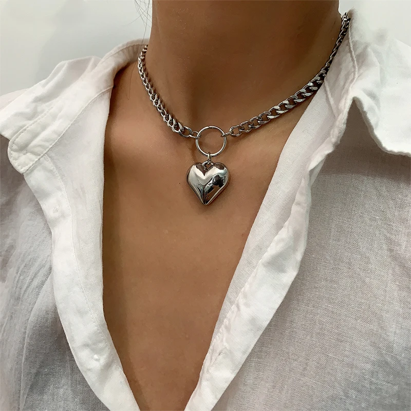 New Design Metal Link Chain Necklaces Women Heart Pendant Short Style Choker Fashion Punk Jewelry Girls Party Gifts