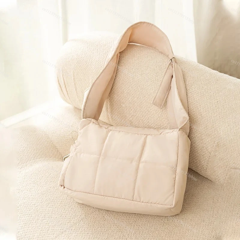 Autumn and Winter Pet Cat Bag Warm Quilting Cotton Large Capacity Portable Going Out Single Shoulder Oblique Span Bag