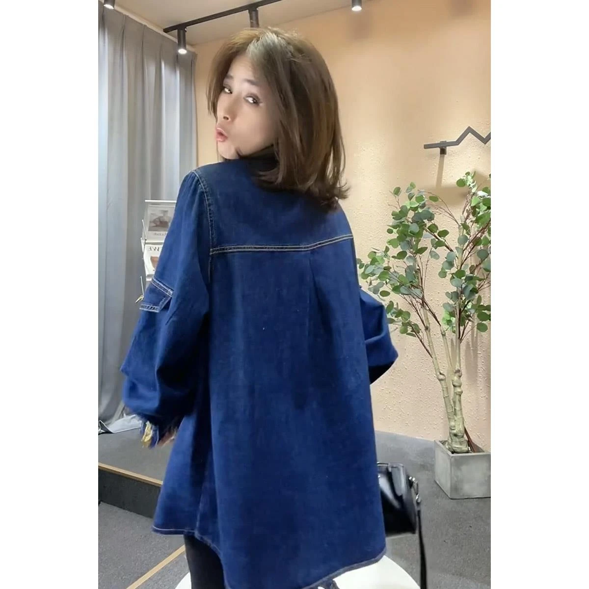 2022 Spring New Loose Edition Heavy Industry Washed Denim Shirt Fashion Loose Lapel Long Sleeve Blouse Women