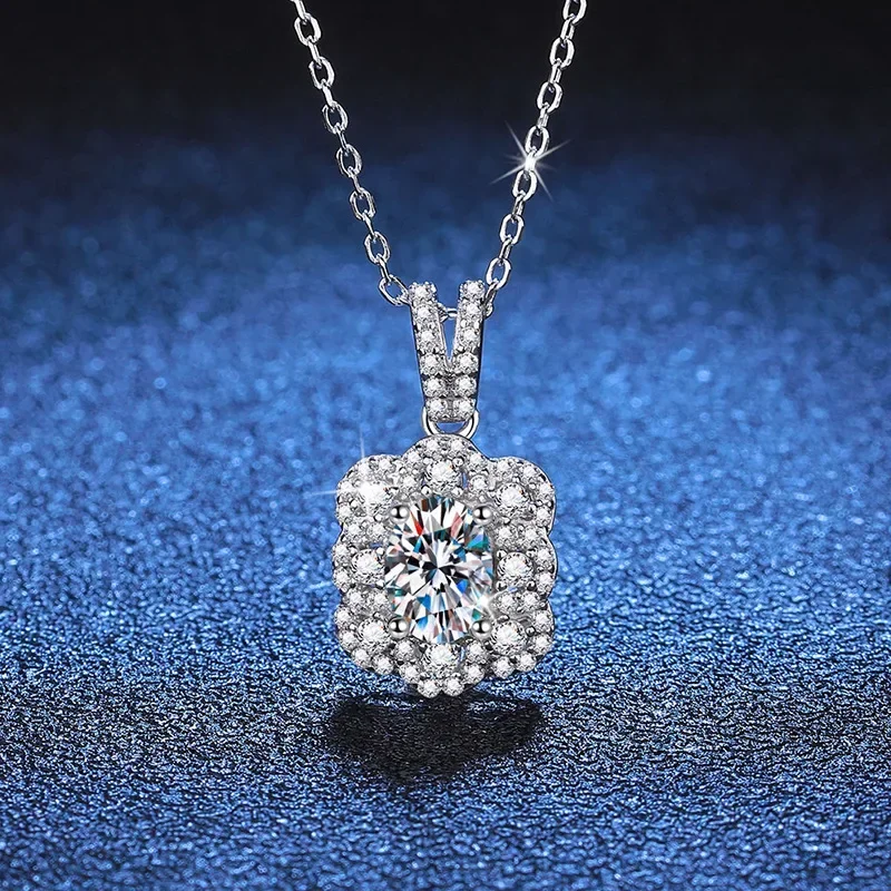 18K platinum diamond necklace, egg-shaped moissanite buds plated with PT950, platinum clavicle chain, 1 carat D color pendant