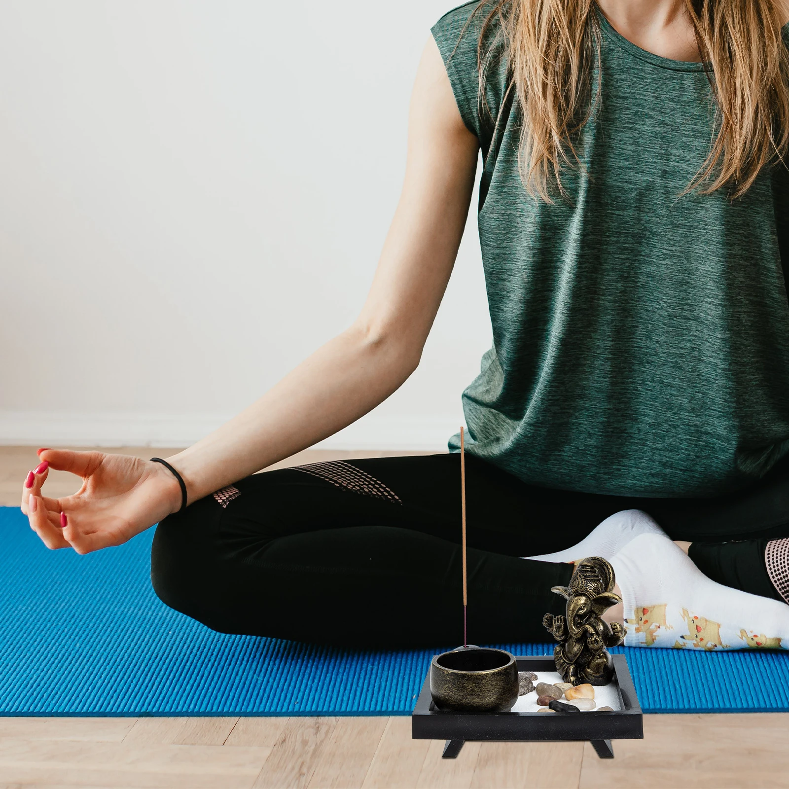 Elegante scatola di sabbia Zen in legno Ornamento da tavolo Decorazioni per la casa Microlandscape Artware Strumento di meditazione antistress Regalo per i propri cari