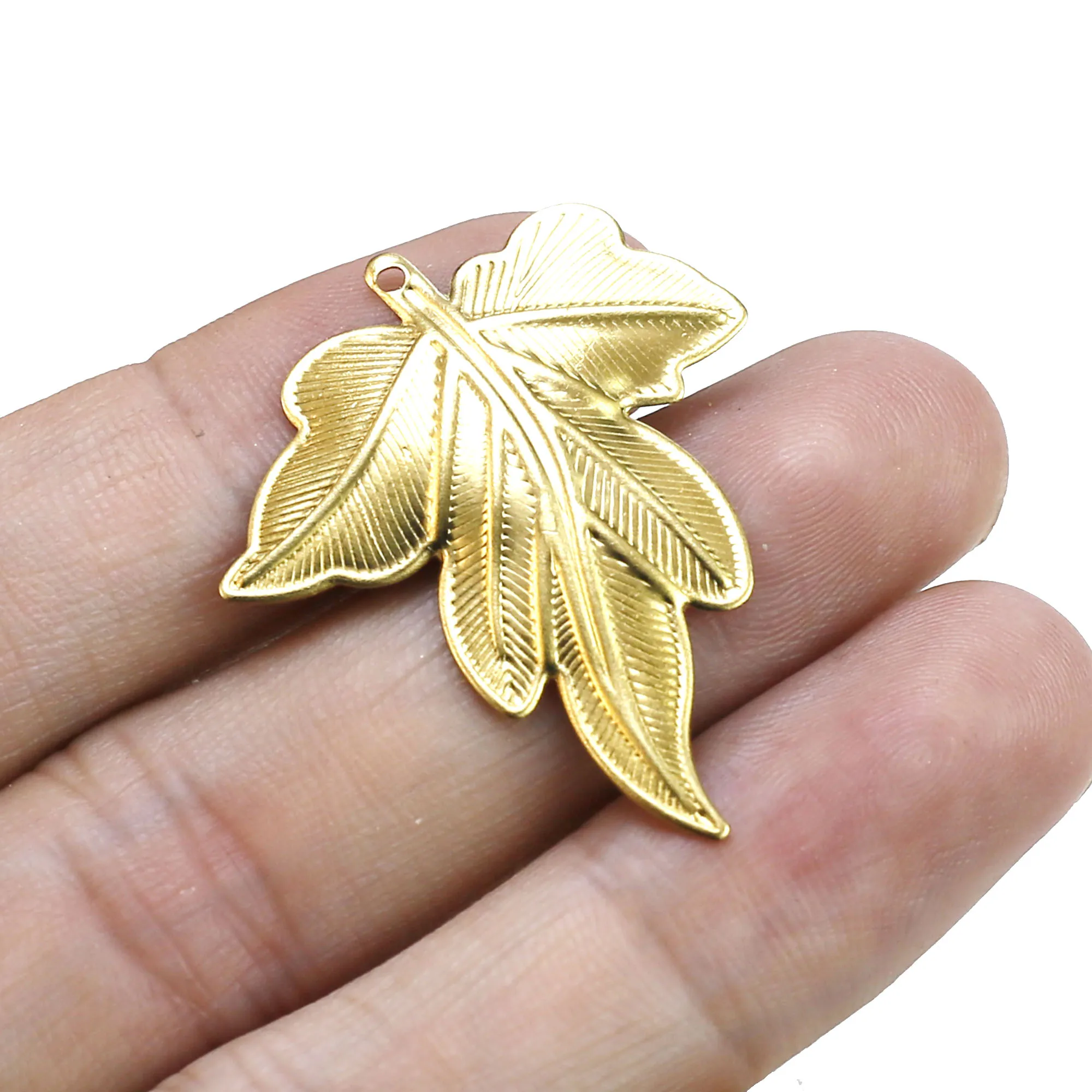 

20pcs Maple Leaf Earring Charms, Brass Leaf Charm, 35.3x30mm, Earring Findings, Necklace Pendant, Jewelry Making - R2541