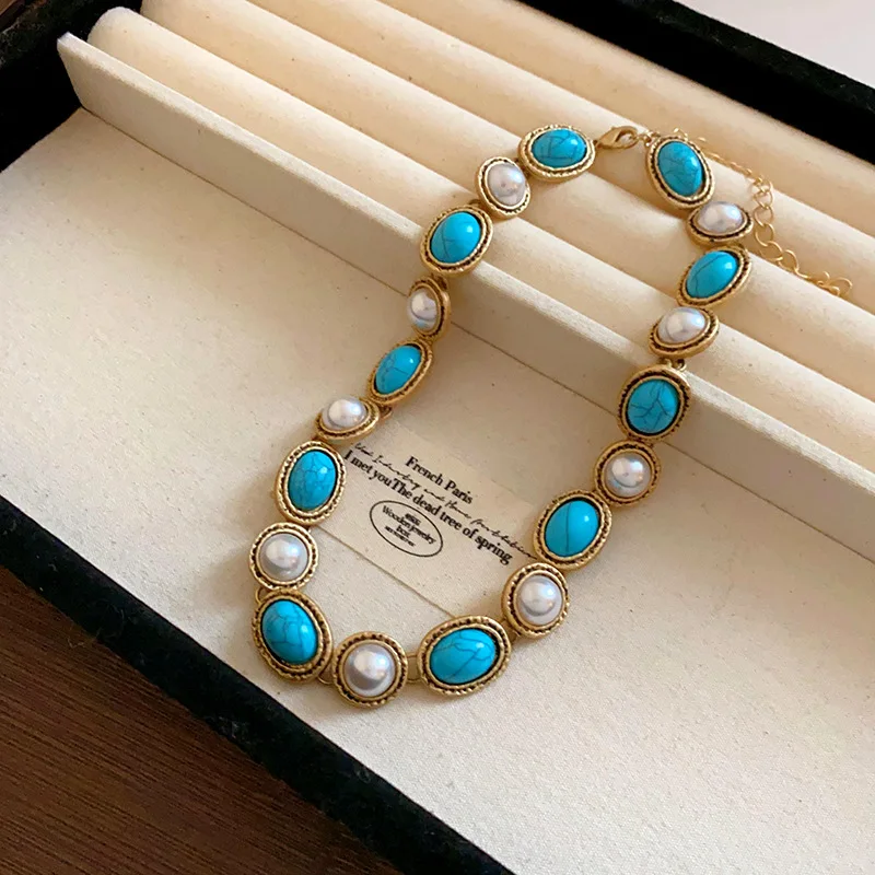 Palace style fashionable design clavicle chain personalized retro temperament earrings
