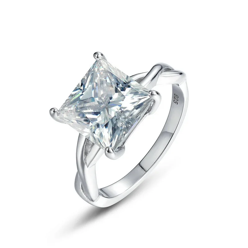 New S925 sterling silver princess Fang Mosang stone inlaid with bright Fried Dough Twists ring wedding jewelry