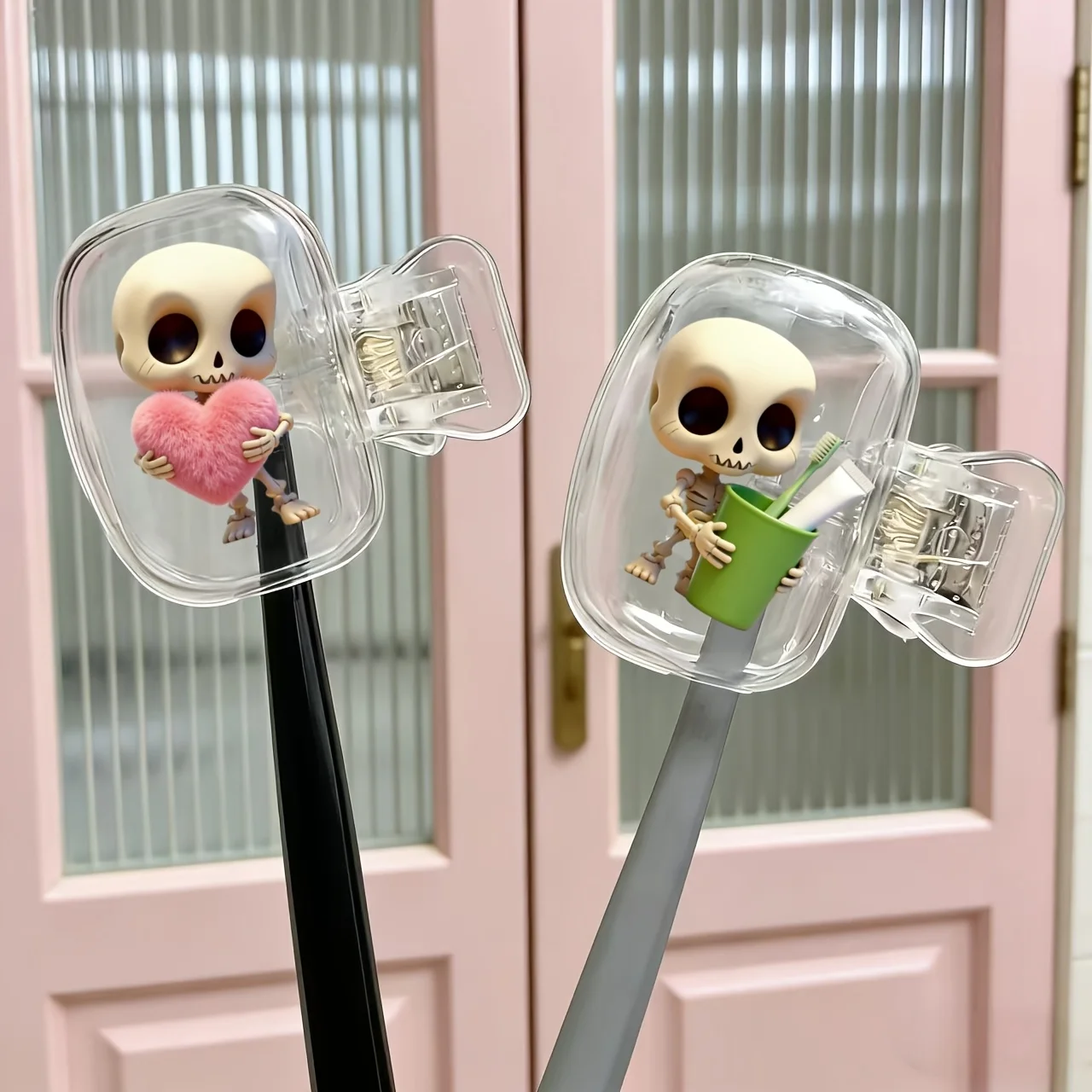 2pcs Cute Skeleton Portable Toothbrush Head Cover Storage Box Toothbrush Protective Cap Holder Halloween Party Souvenirs Gifts