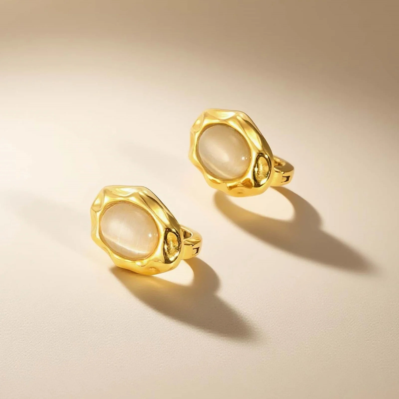 Chic Irregular Oval… - image