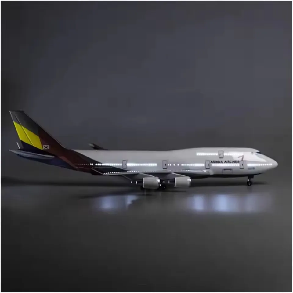 1/150 Scale B747 Airplane Model Korean Asiana Airways 47cm Diecast Resin Airplane With Led Lights And Wheel For Decoration Gift