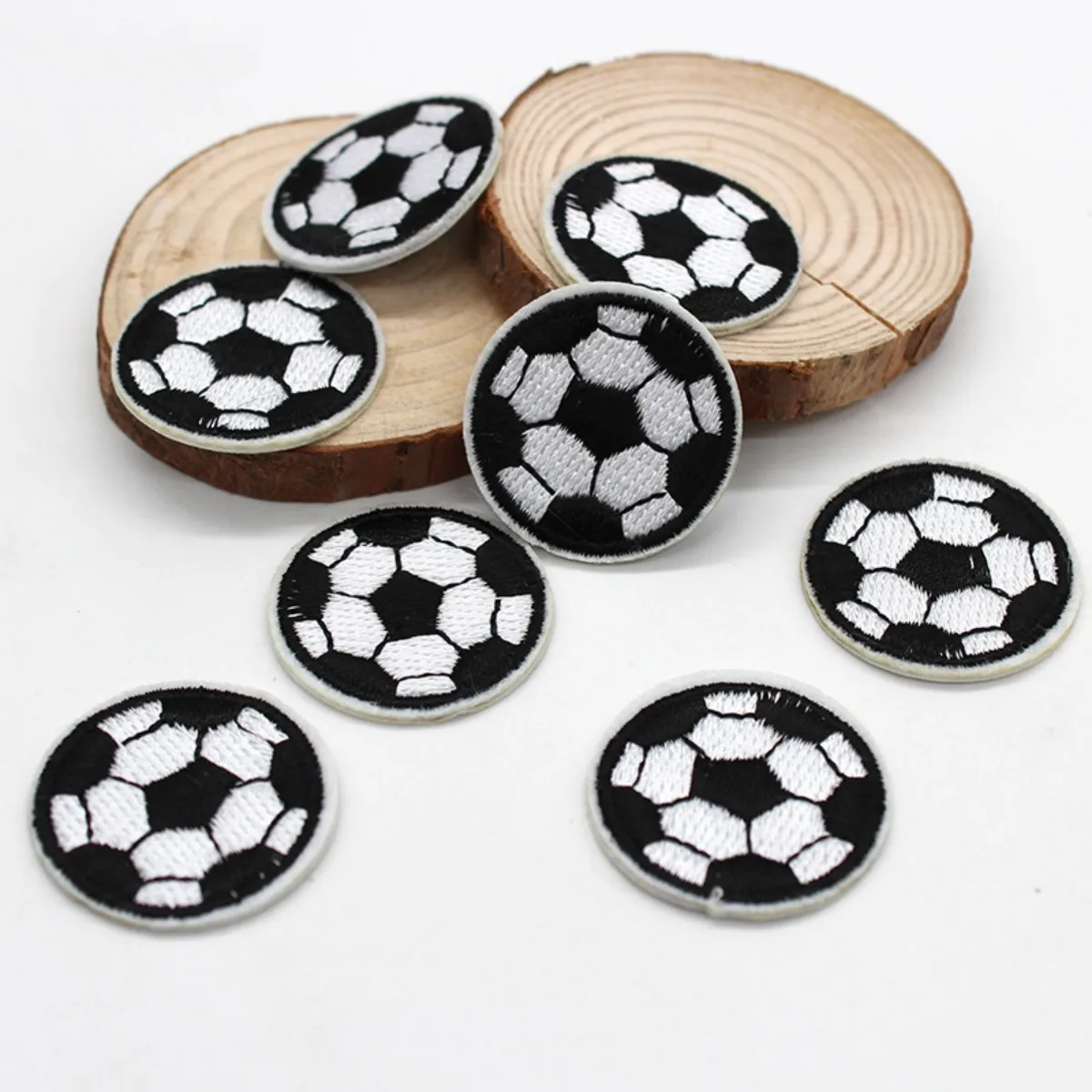 12pcs Round Football Soccer Patches Iron On Sewing Embroidery Badge Sticker For DIY Clothes Decoration Garment Appliques