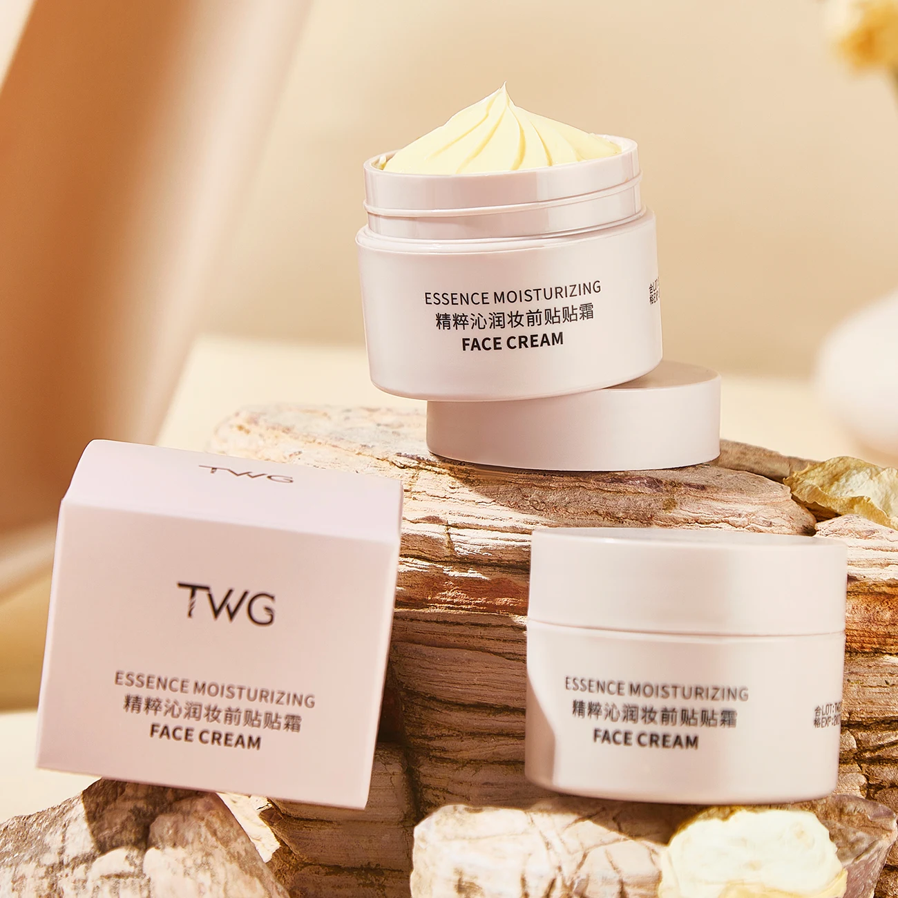 Apply the Cream Before Makeup, Moisturizing Foundation Cream - Lasting Moisturizing, Creating a Natural Foundation