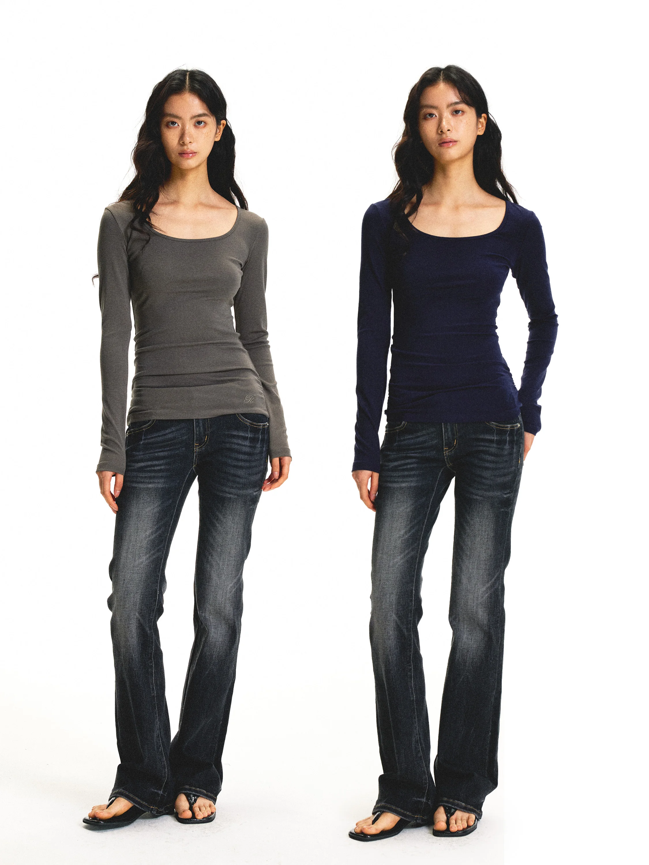 

Женская повседневная одежда: облегающая футболка с длинным рукавом, U-образным вырезом, двухцветная, базовая, для многослойных образов, весенняя коллекция