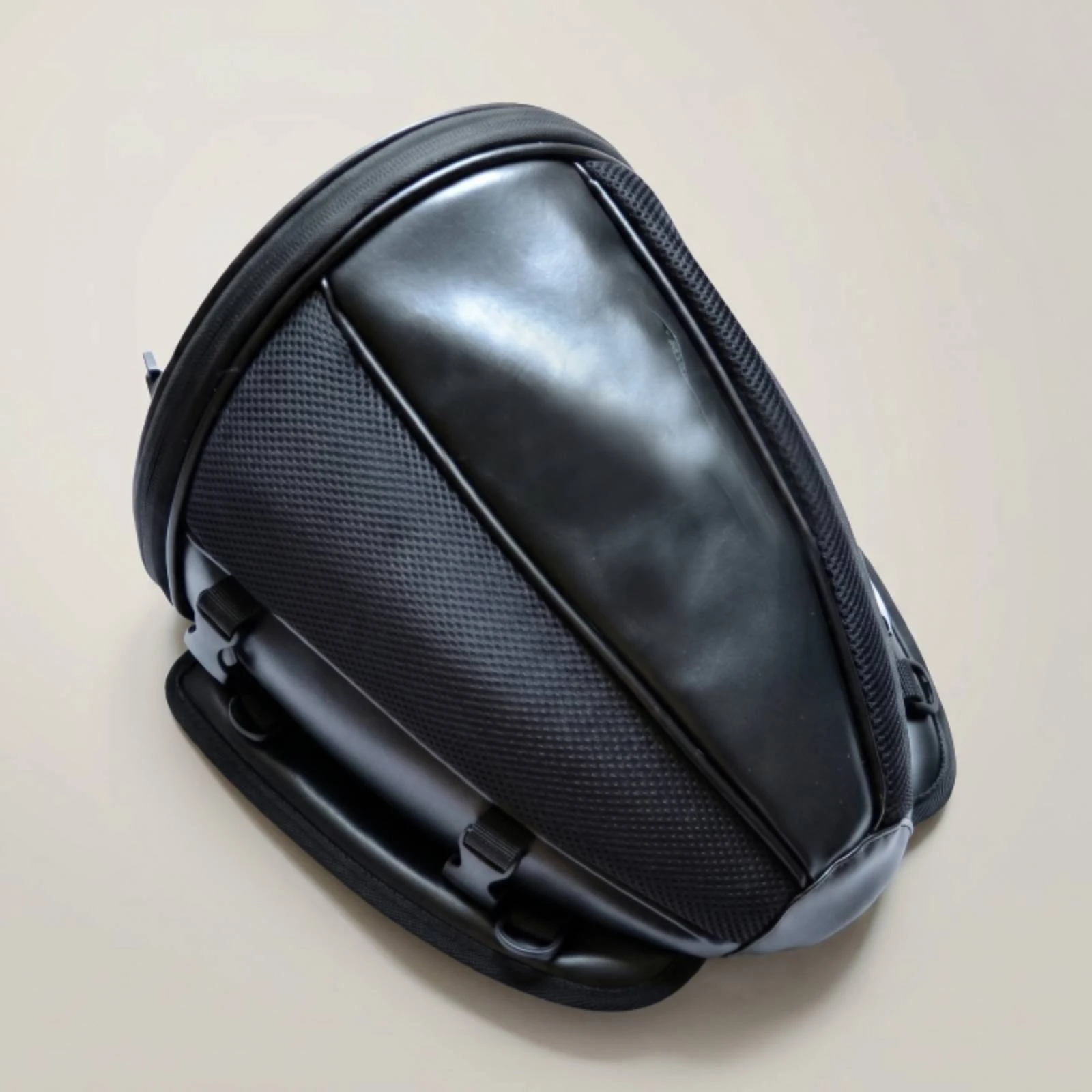 Motorcycle Tail Bag with Straps Zippered Motorcycle Tail Bag Luggage Compact Stylish for Motorcyclists, Commuting, Touring