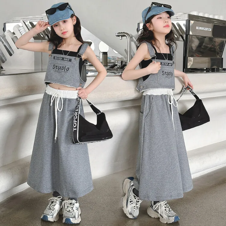 

Summer Junior Girl 3PCS Clothes Set School Girl Bottoming Shirt+Letter Suspender Vest+Casual Skirt Sets Girl From 4-12 Years Old