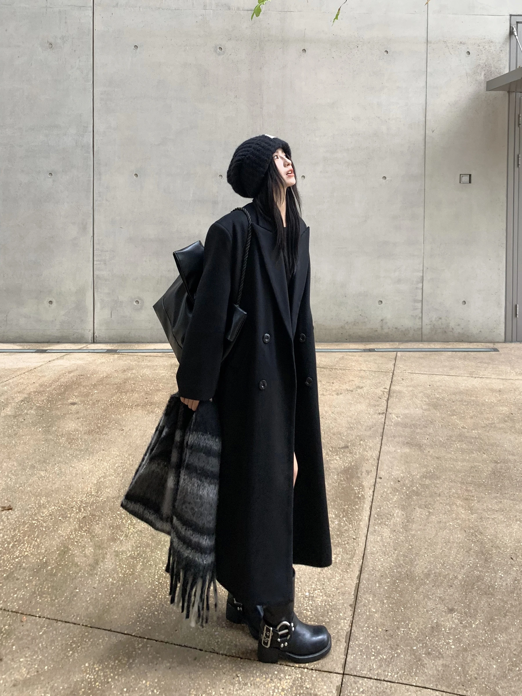 

Шерстяное пальто Bla в корейском стиле, осенне-зимнее, с принтом «Медведь говорит: Прощай», очень длинное, ниже колена, Ele Aosphere