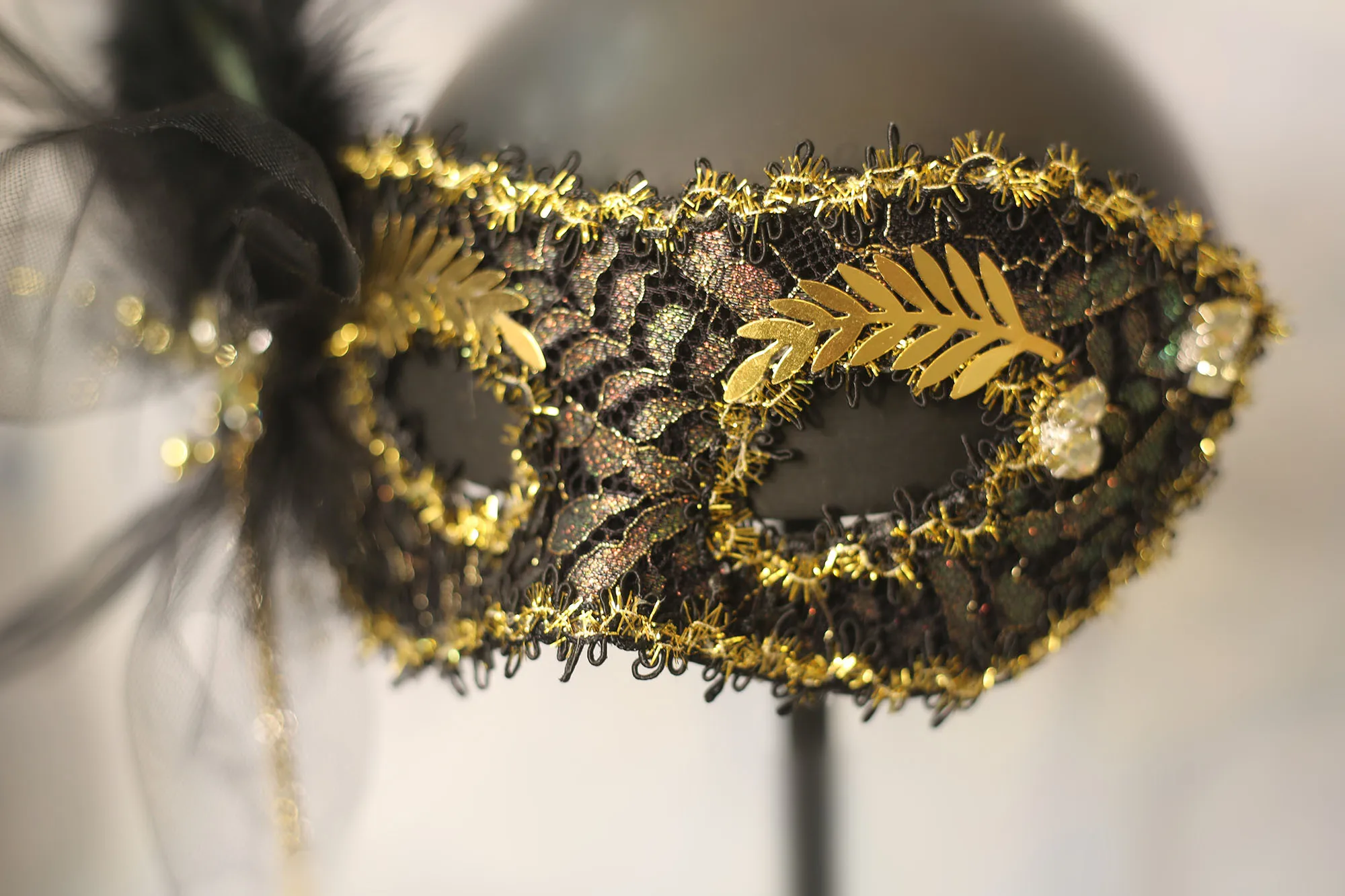 Demi-masque facial Sexy pour Halloween, masque en dentelle Vintage, accessoires noirs pour spectacle sur scène