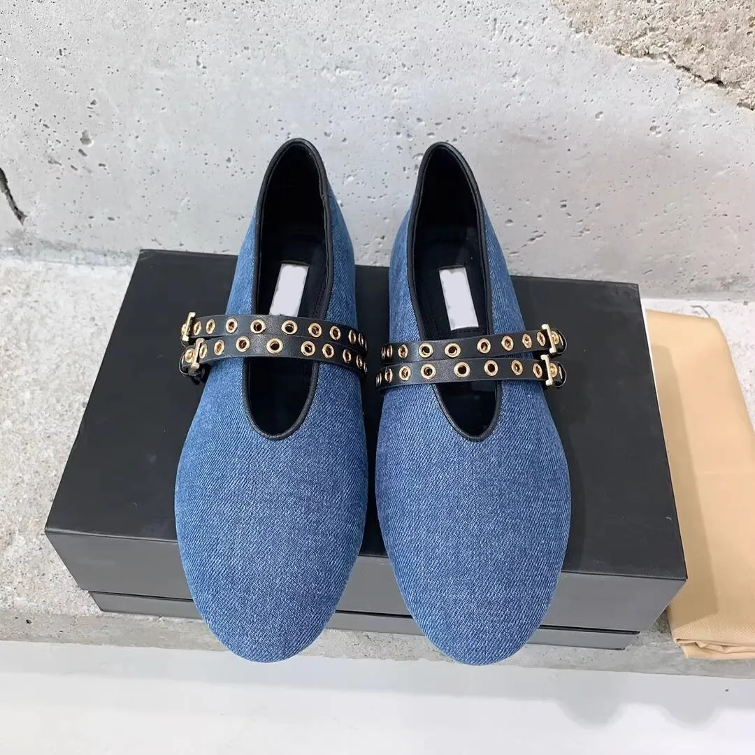 

2025 Autumn French Retro One Belt Mary Jane Shoes Women's Sheepskin Casual Flat Grandma Shoes