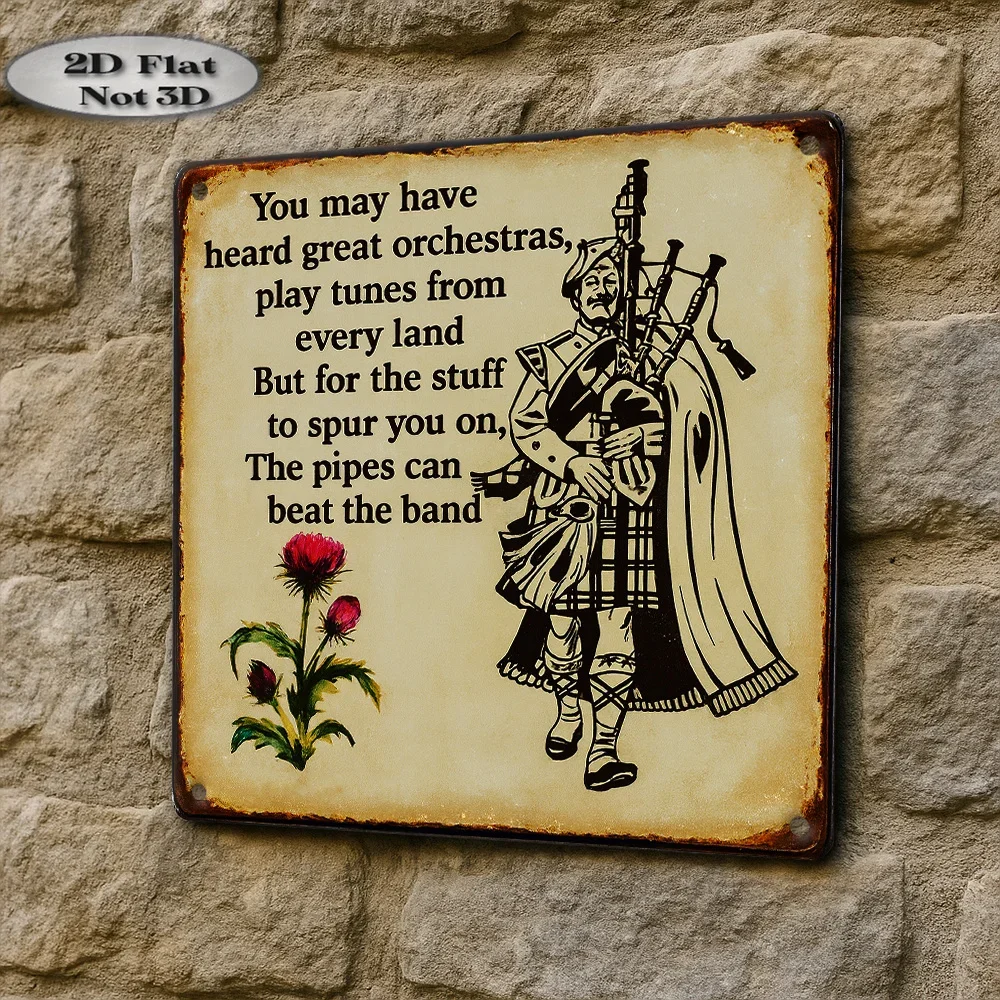 Vintage Aluminium-Metallschild, Retro-Blechstil, schottisches Dudelsack-Motiv „The Bagpipe Beats The Band“, 2D flache Wandtafel für den Außenbereich