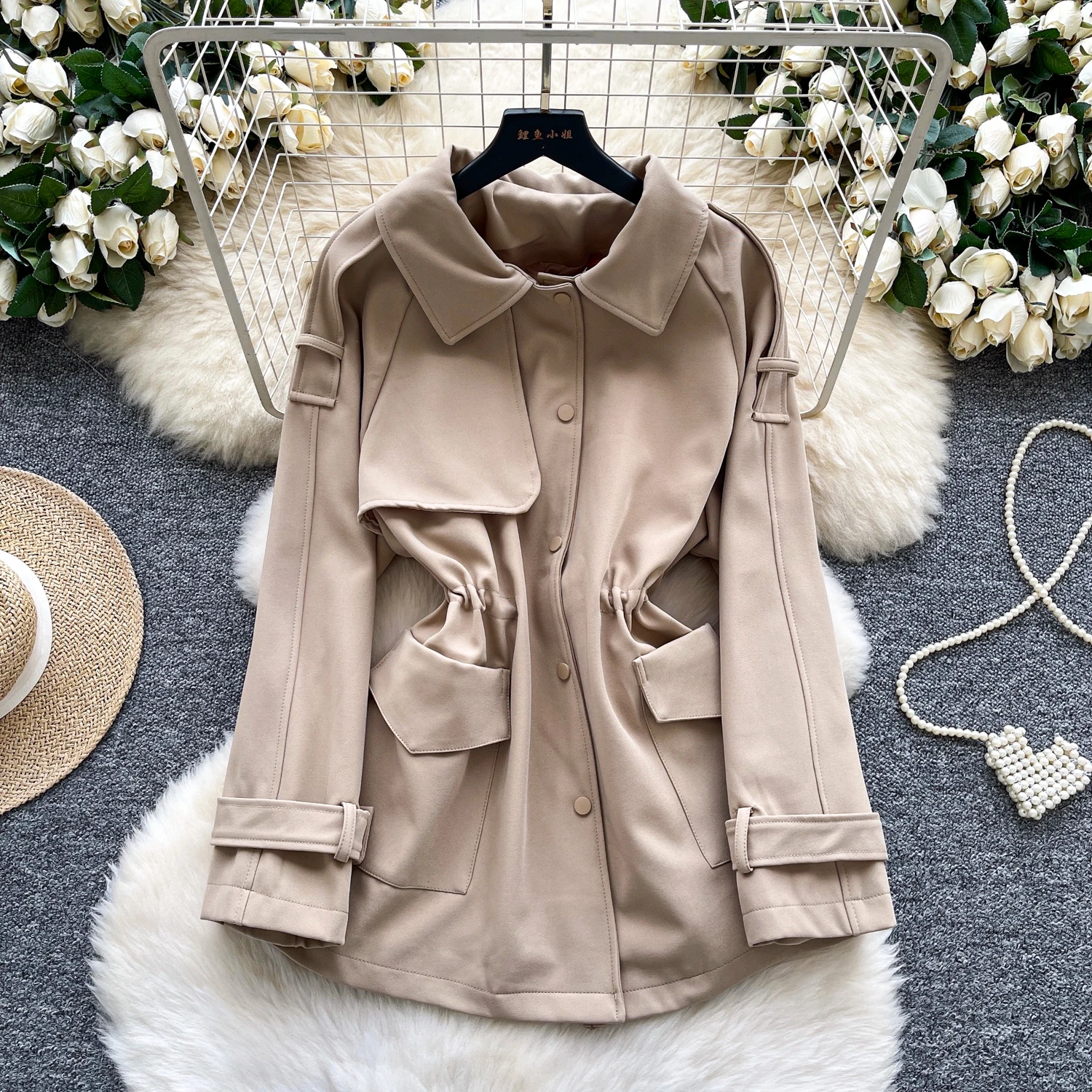 

SuperAen цвета хаки, женский Тренч, зима 2023, новый корейский стиль, модный дизайн, пояс, воротник-поло, кардиган с длинными рукавами, пальто средней длины