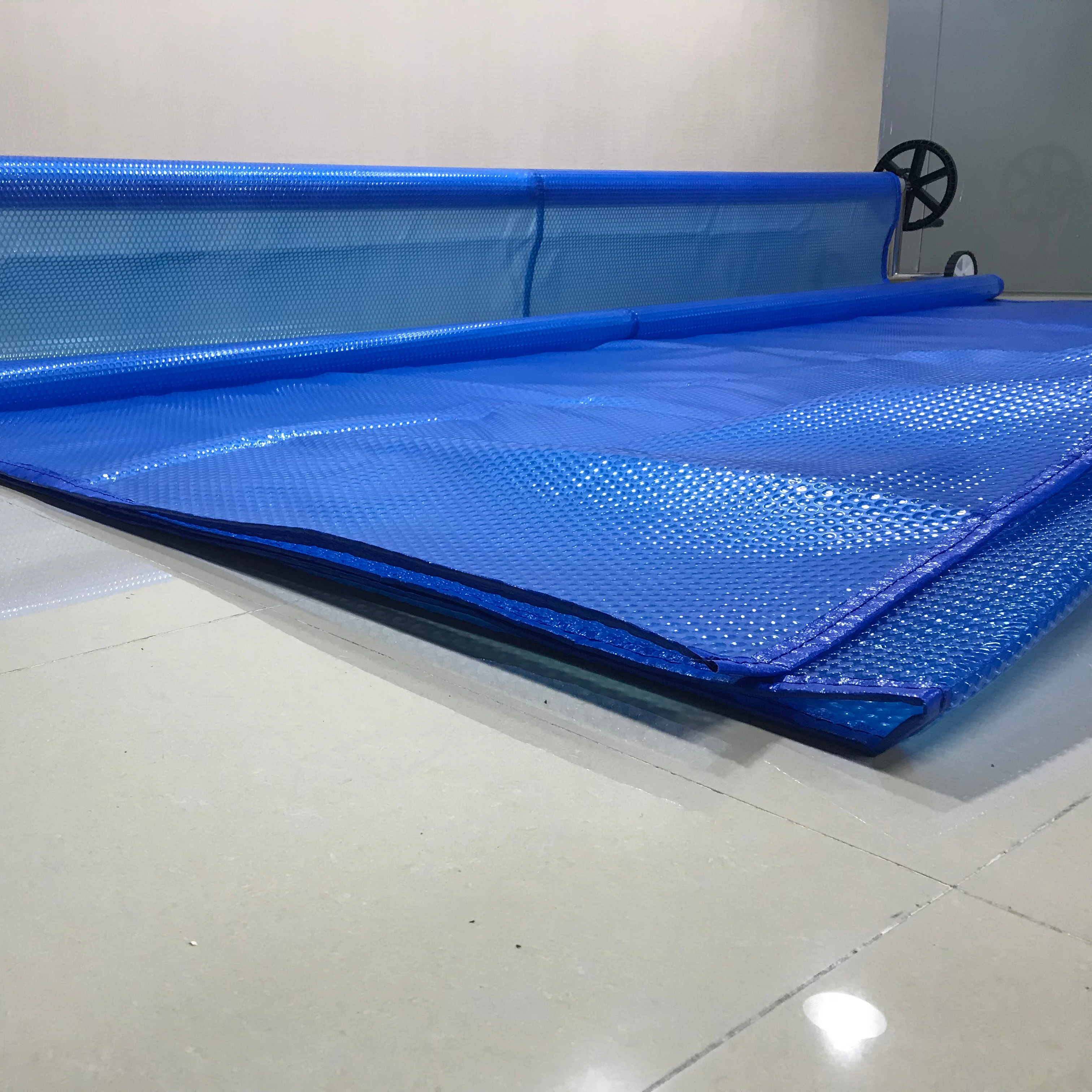 Hot-sale factory supply solar pool cover for swimming pool