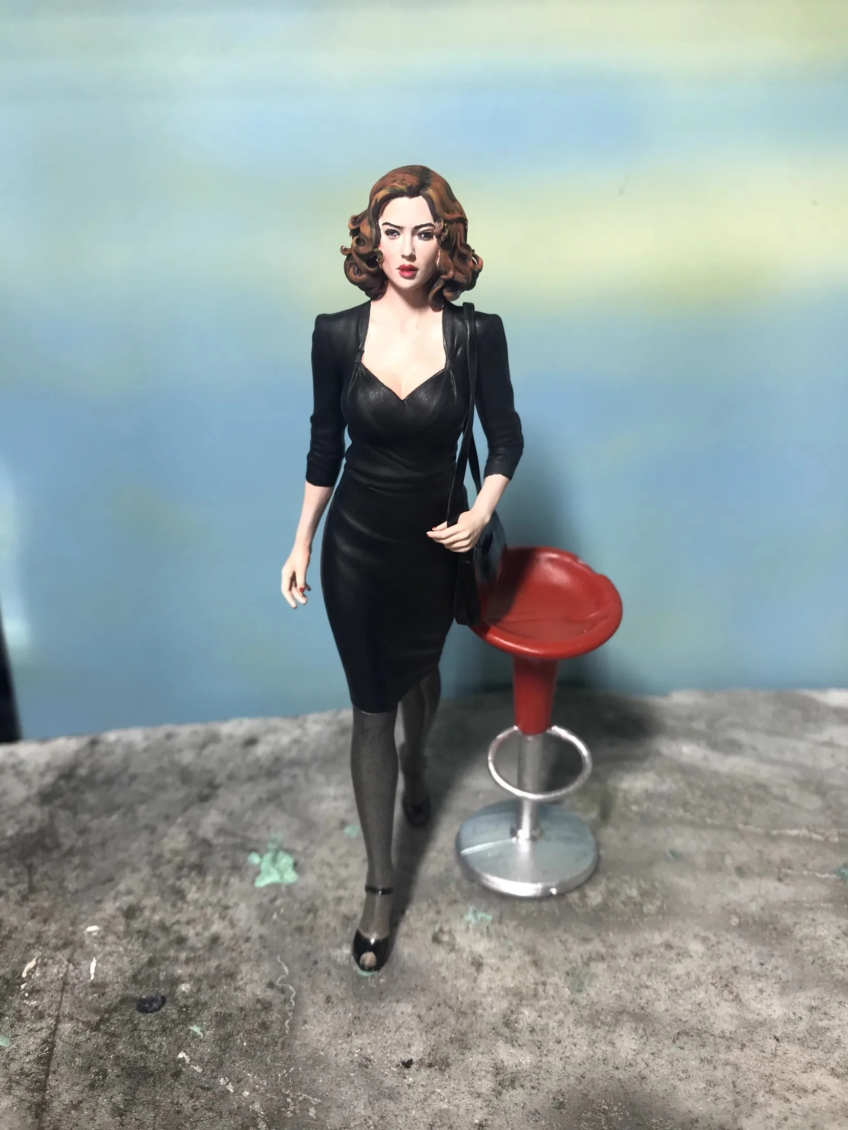 

1/18 Scale Mini Female Figure Model Girl Realistic Sculpture Finished GK Hand Painted Car Model Scene Collection DIY Gift