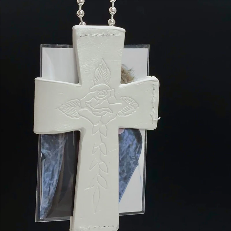 Cross Shaped Card Holder Lanyard Stylish Pu Leather Card Bag Necklace Fashion Cross Pendant Chain For Streetwear Accessory