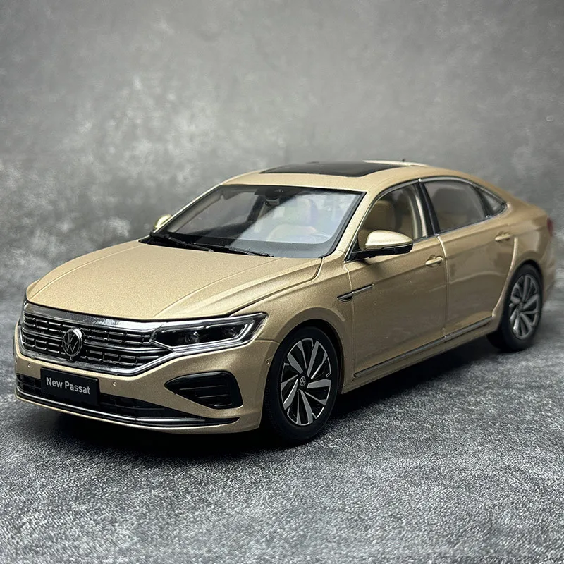 Diecast 1/18 Scale Lavida PLUS Alloy Model Car Passat Play Vehicles V W New Lamando Collectible Car Model Original Box view 3