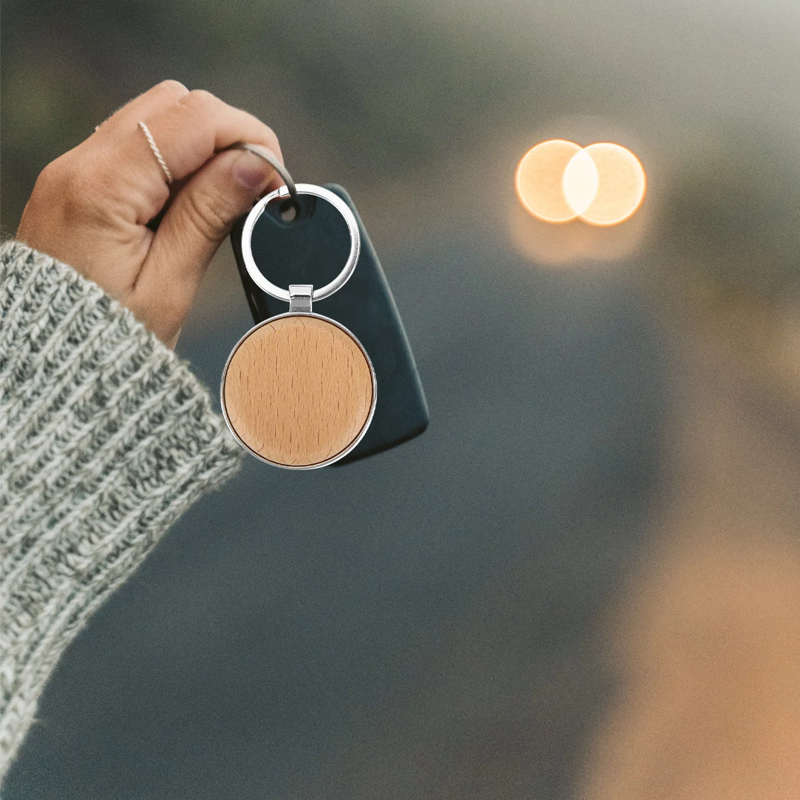 

5Pcs Blank Wood Key Rings Wooden Keychain DIY Craft Supplies Aesthetic Keychain Kit Custom Decoration Blank Keychains