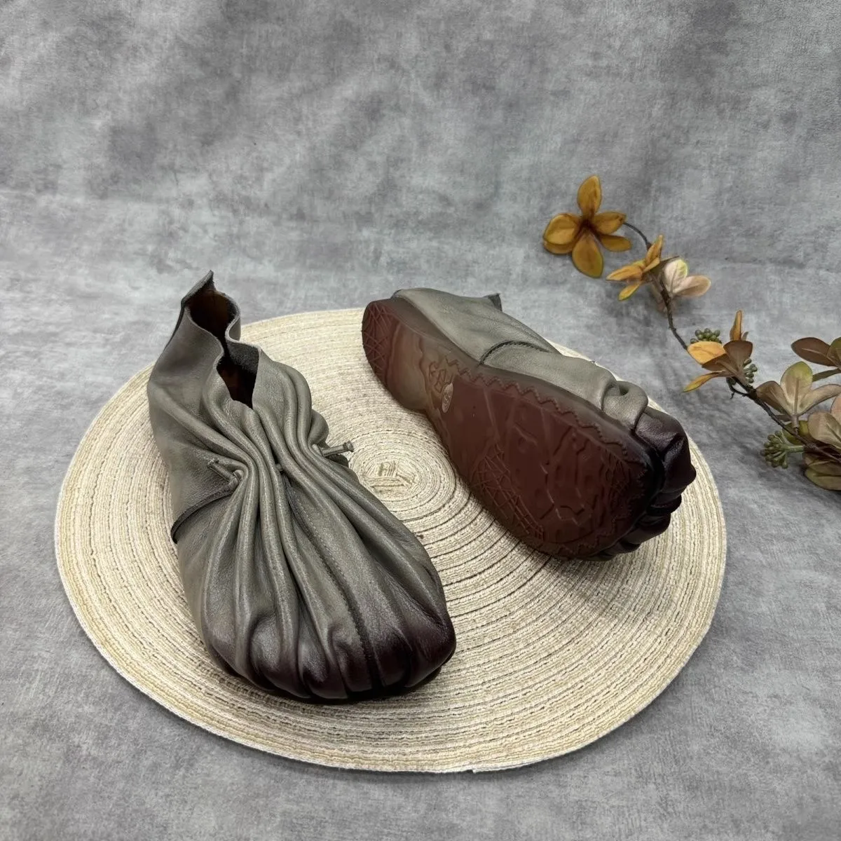 2025 Winter Bestseller: Breathable, Durable, Slip-Resistant Walking Shoes Exceptional Traction Lightweight Excellent