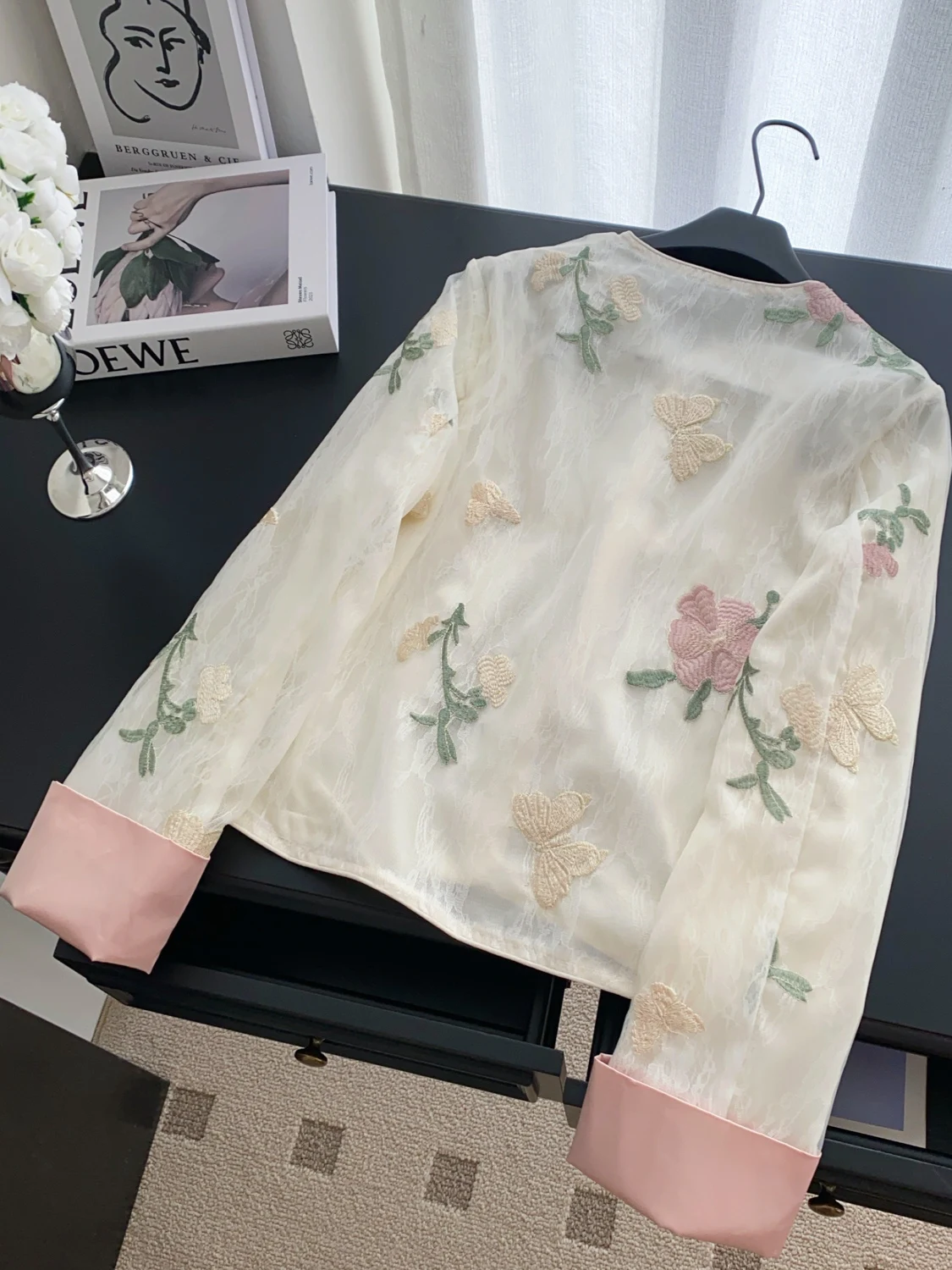 

New Chinese Sle Young Girl's Jaet Heavy Embroidery Me Open Cardigan Top Faionable Commute Loose Fit Long Sve