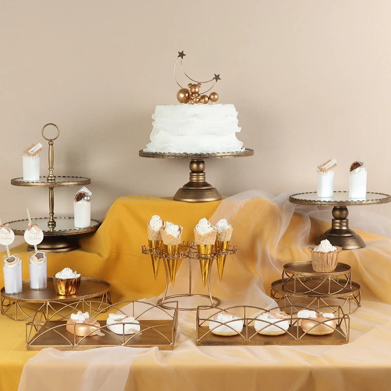 

Gold Nordic Cake Stand Table Decoration Wedding Dessert Display Cake Stand Dining Aesthetic Cream Bar Torten Deko Home Products