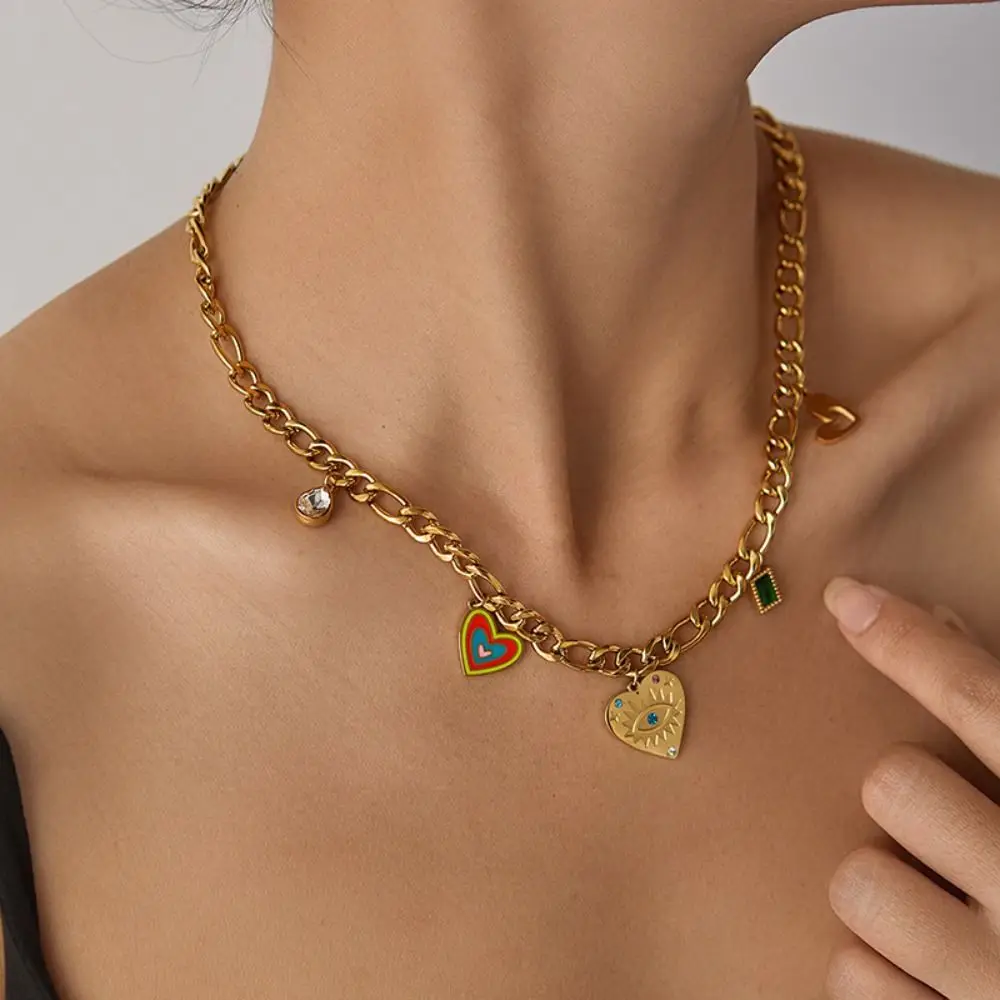 New Fashion Stainless Steel Pendant Necklace Golden 18 K Gold Plated Choker Necklaces Trendy Heart Shape Charm Chain Party Wear