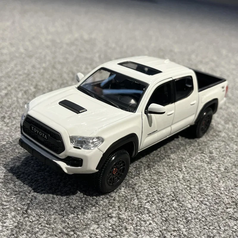 Maisto 1:27 Car Model Classic Toyota Tacoma TRD Pro Model Pickup Series Alloy Die cast Vehicle Collection Children Toys Car Gift