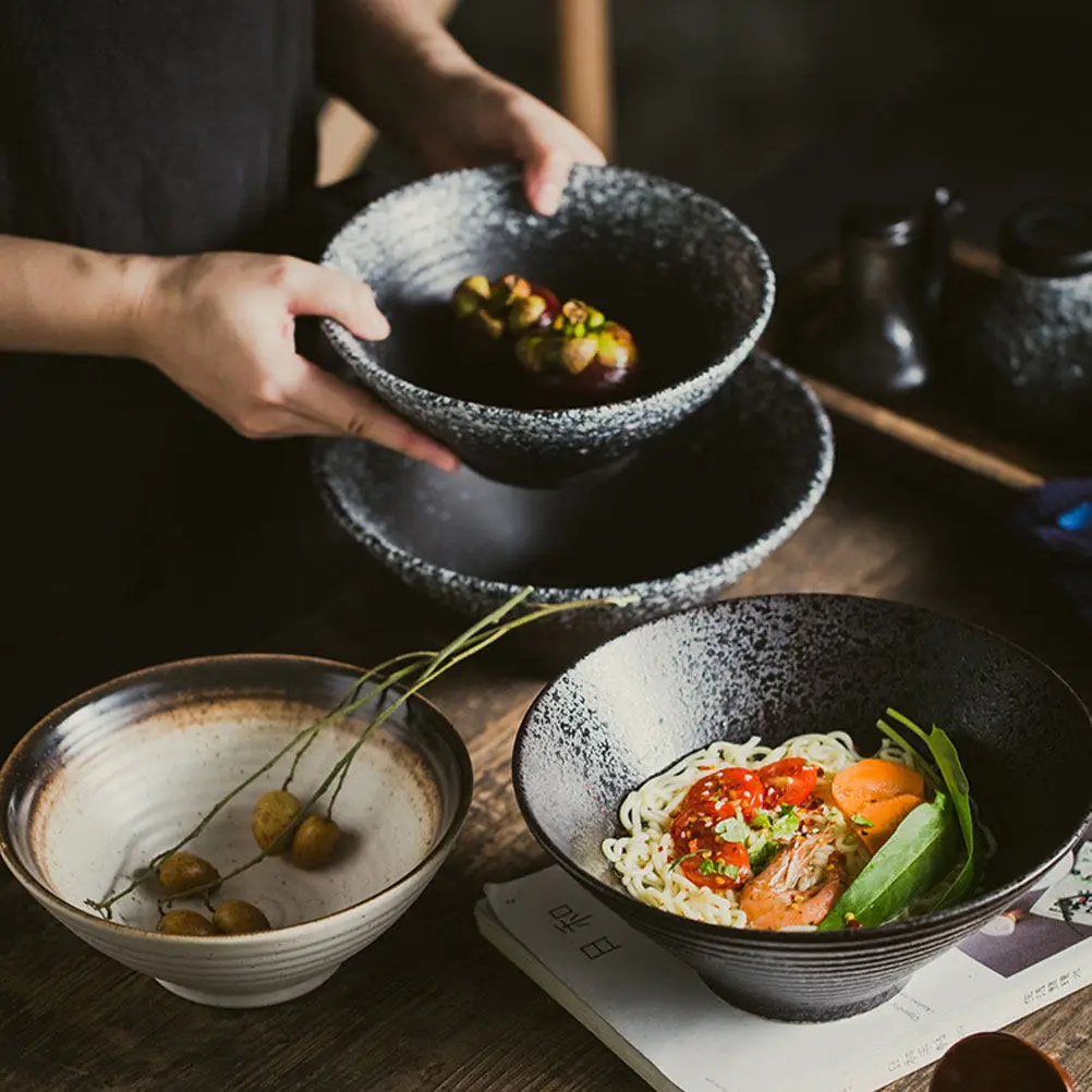 

1Pcs Ceramic Ramen Bowl Japanese Style Exquisite Detail Perfect for Daily Use Parties Restaurants Decorative Ceramic Bowl