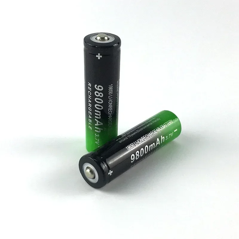 100% New 18650 battery 3.7V 9800mAh rechargeable li-Ion battery with charger for Led flashlight batery litio battery+1 Charger