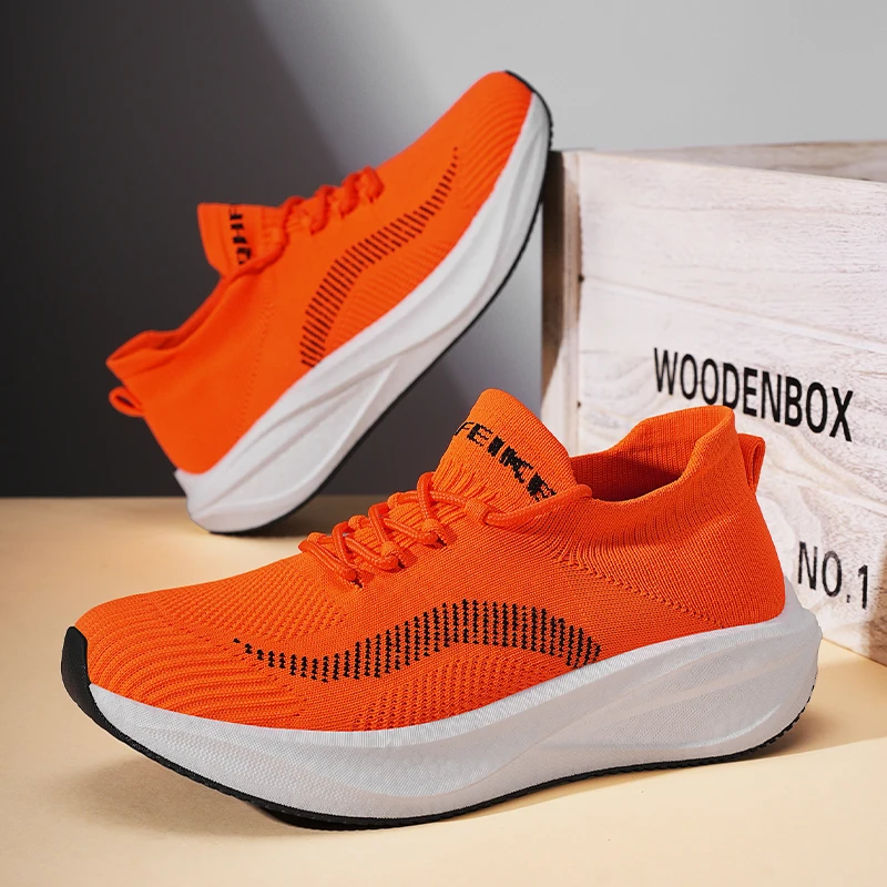 

Men's Spring Wear-resistant Trendy and Versatile New Soft Sole Comfortable Running Casual Shoes Sports Shoes Men's Casual Shoes